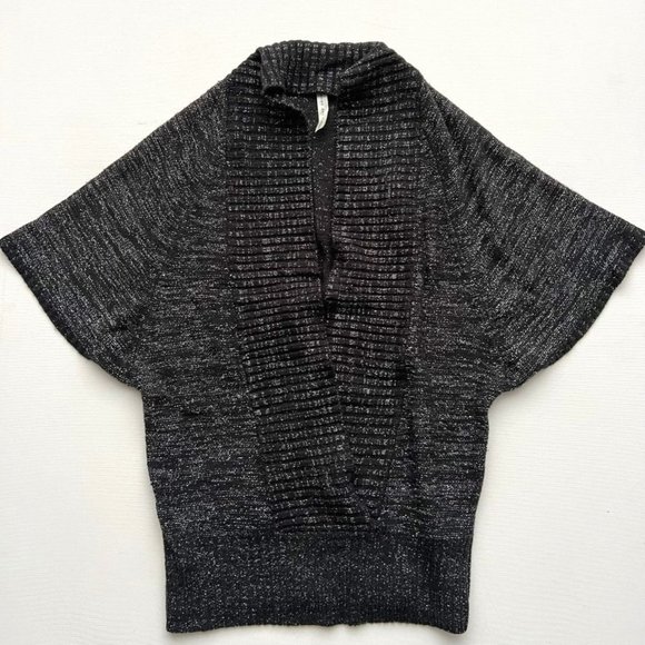 Le Temps Des Cerises Knit Glitter Low V Sweater ( S ) - Picture 1 of 1